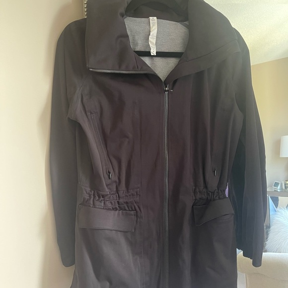 Lululemon &go city anorak - Picture 2 of 4
